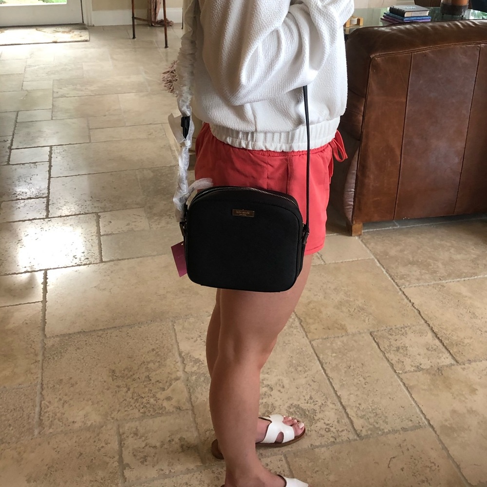 The cutest simple small black bag